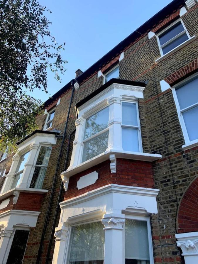 Lovely Spacious 1-Bedroom Flat In Tufnell Park Close To Central لندن المظهر الخارجي الصورة